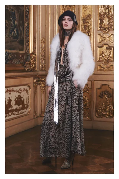 Look 26